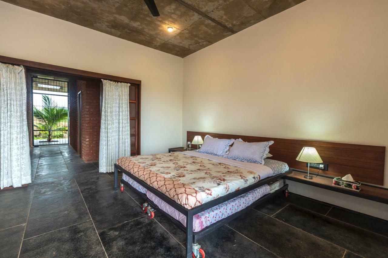 Saffronstays Zen, Igatpuri - Lake-View Villa With Indoor And Outdoor Games Exterior photo